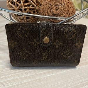 Authentic Louis Vuitton Wallet